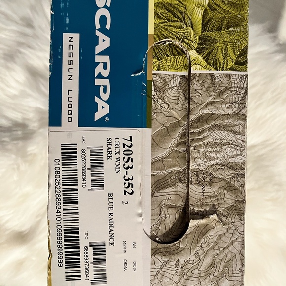 SCARPA Crux wmns hiking shoe EU 38 / US 7 *LIKE NEW* in box - Picture 7 of 8